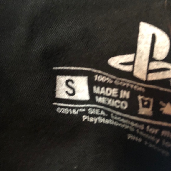 NWT GOD OF WAR GRAPHIC TEE S UNISEX! - Picture 4 of 6